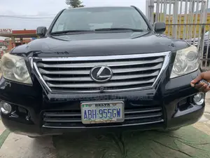 Lexus LX 570 2010 Black
