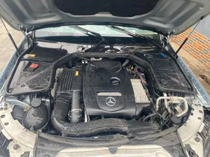 Mercedes-Benz C300 2017 Silver