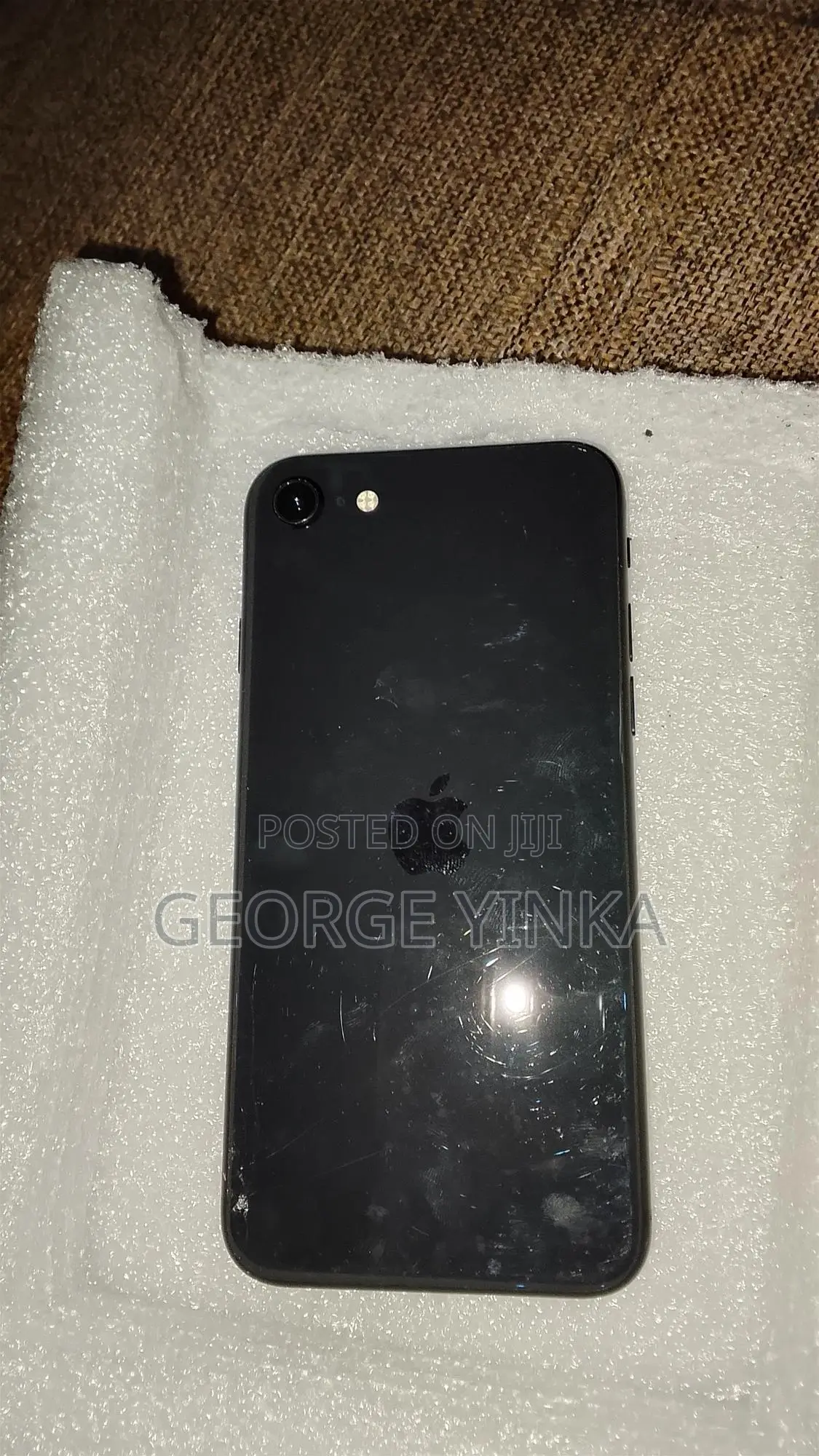 Apple iPhone SE (2022) 64 GB Black