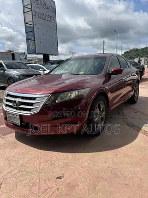 Honda Crosstour 2013 Red