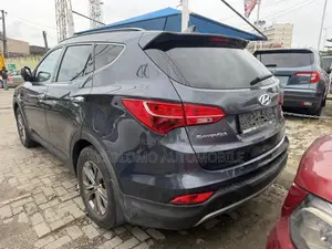 Hyundai Santa Fe 2013 Gray