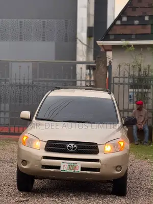 Toyota RAV4 2008 Gold