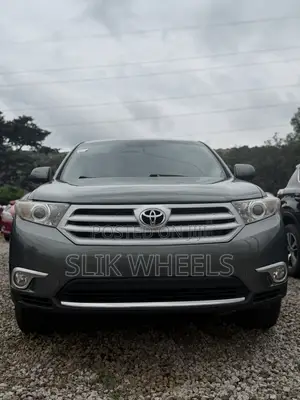 Toyota Highlander Limited 4dr SUV (3.5L 6cyl 6A) 2014 Gray