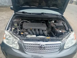 Toyota Corolla 2005 Gray