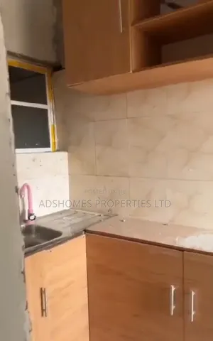 Furnished 1bdrm Bedsitter in Adekunle for rent