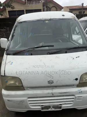Suzuki APV Minibus 2009 White