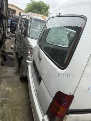 Suzuki APV Minibus 2009 White