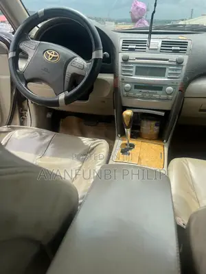 Toyota Camry 2.3 2007 Gold