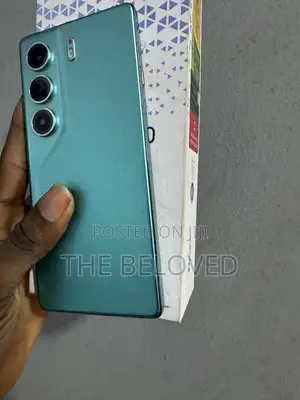 Tecno Camon 40 256 GB Blue