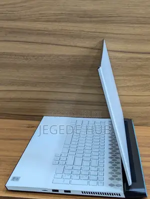 Laptop Dell 32GB Intel Core i7 SSD 2T