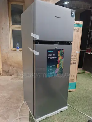 New Hisense 205L Fridge Freezer – Stylish Double Door Design