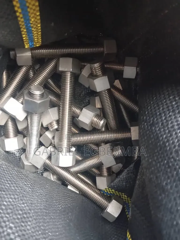 11/8 X 200 Stud Bolt and Nut