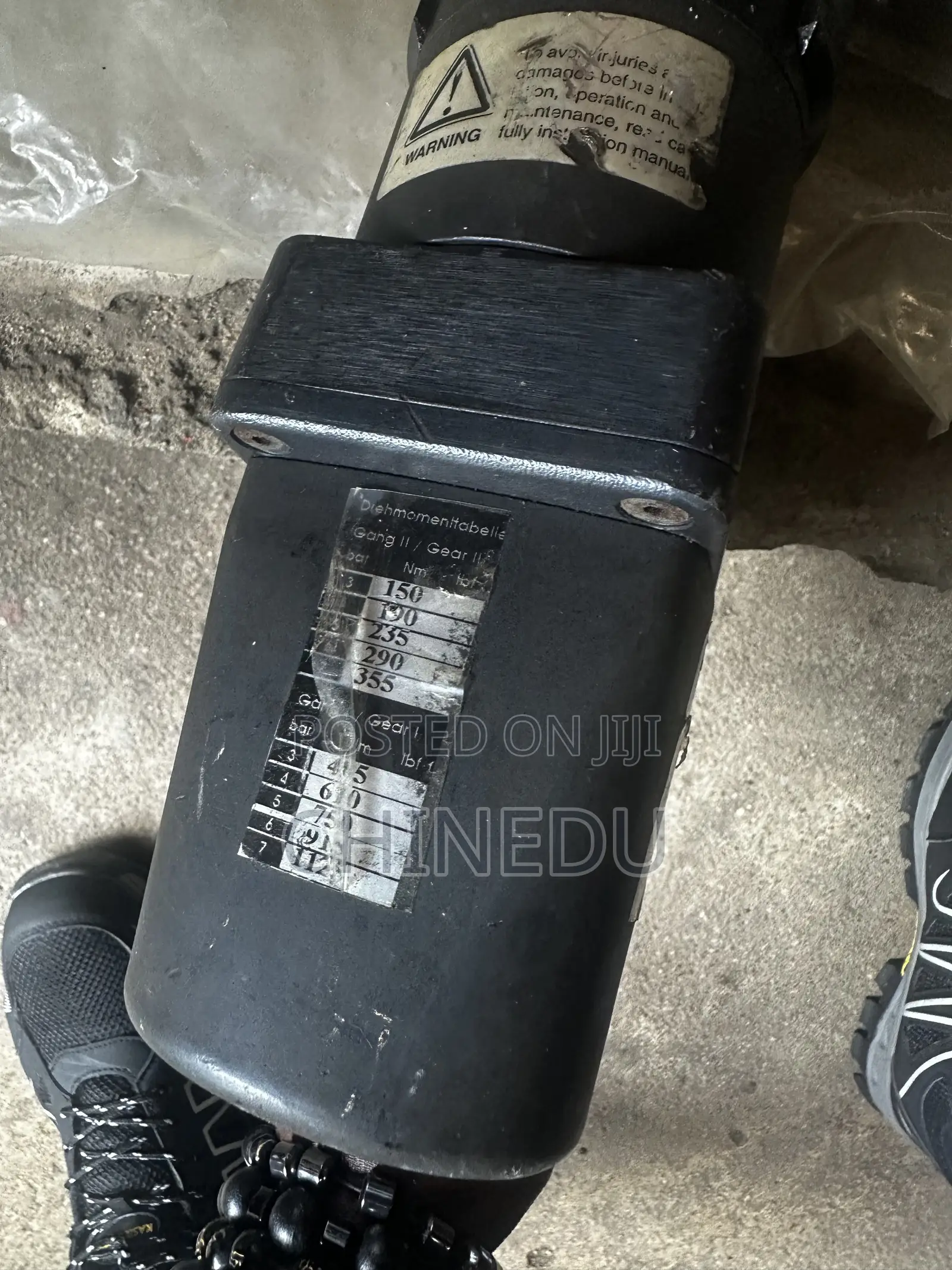 Pneumatic Torque Wrench / Torque Multiplier - Model CLS 2/100