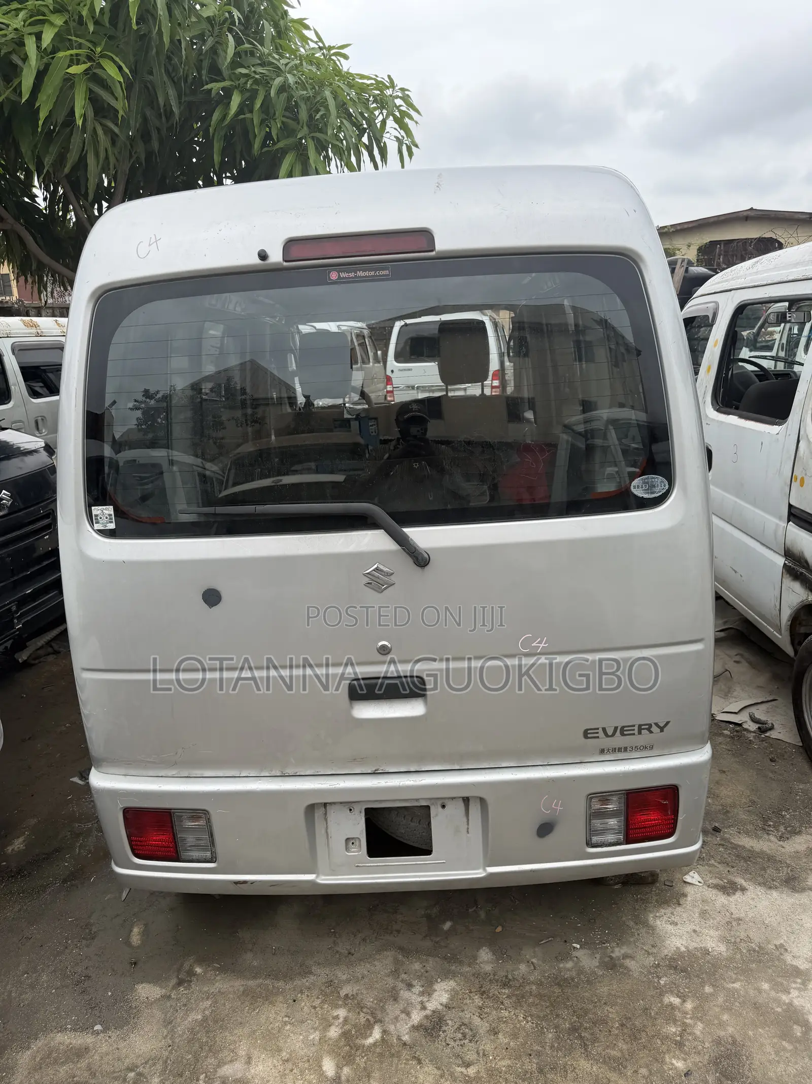 Suzuki APV Minibus 2012 Brown