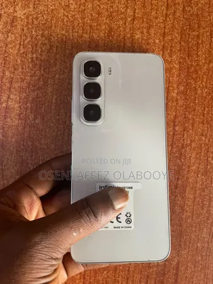 Infinix Hot 60i 128 GB White