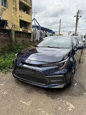 Toyota Corolla LE 2020 Blue