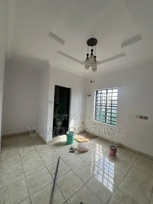 1bdrm Apartment in Victoria Crest 3, Lekki Expressway for rent