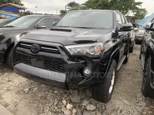 Toyota 4-Runner Limited 4WD 2024 Black
