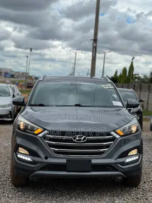 Hyundai Tucson 2017 Silver