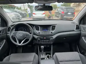 Hyundai Tucson 2017 Silver