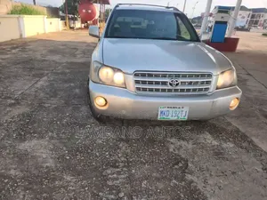 Toyota Highlander 2005 Silver
