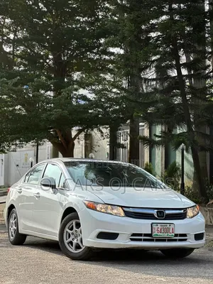 Honda Civic 2013 White