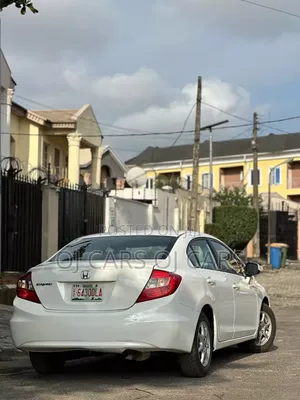 Honda Civic 2013 White