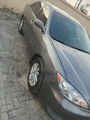 Toyota Camry 2006 Gray