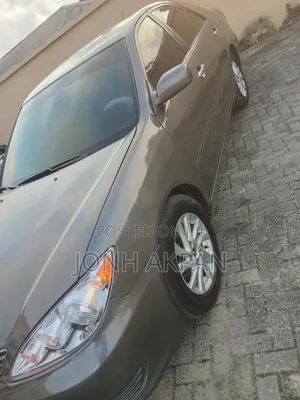 Toyota Camry 2006 Gray