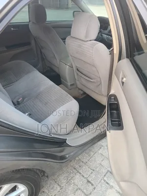 Toyota Camry 2006 Gray