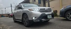 Toyota Highlander Limited 2011 Silver