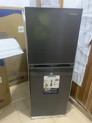 Skyrun BCD195HS Spacious 195L Refrigerator