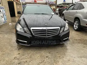 Mercedes-Benz E350 Base 4dr 4Matic Sedan AWD (3.5L 6cyl 7A) 2012 Black