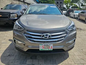 Hyundai Santa Fe SE AWD 2016 Brown