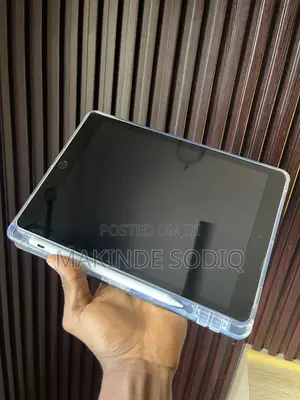 Apple iPad 10.2 (2021) 64 GB Gray