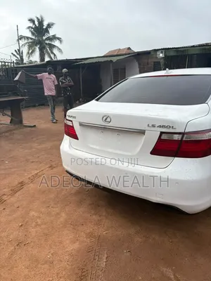 Lexus LS 460 L AWD 2008 White