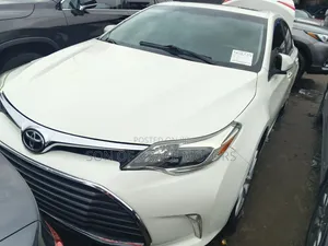 Toyota Avalon 2014 White