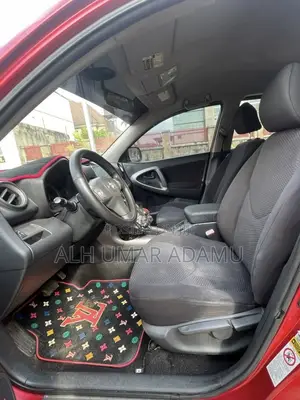 Toyota RAV4 2010 Red
