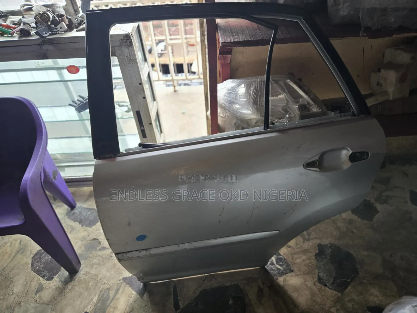 Empty Door Rx330 Available