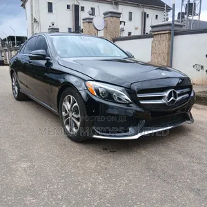 Mercedes-Benz C300 2016 Black