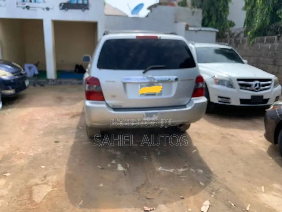 Toyota Highlander 4x4 2005 Silver