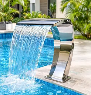 Curved Waterfall for Swimming Pool