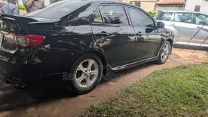Toyota Corolla L 4dr Sedan (1.8L 4cyl 5M) 2012 Black