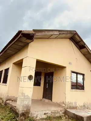 3bdrm Bungalow in Galadimawa for rent