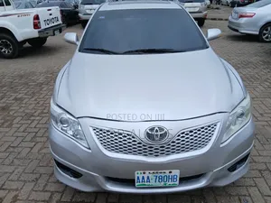 Toyota Camry 2011 Silver