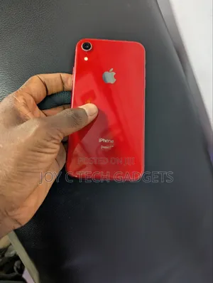 Apple iPhone XR 64 GB Red