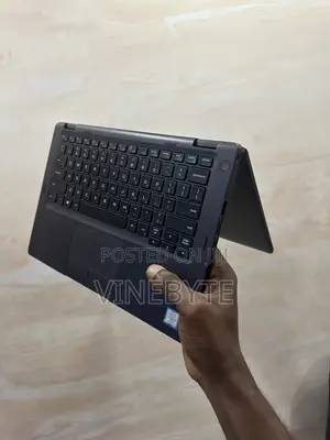 Laptop Dell Latitude 5300 2-in-1 8GB Intel Core i7 SSD 256GB