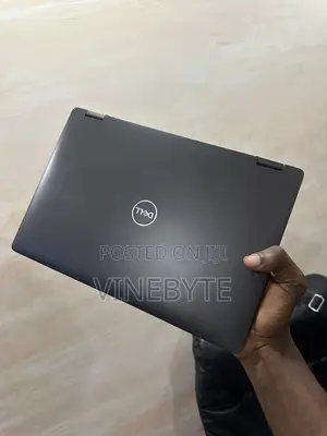 Laptop Dell Latitude 5300 2-in-1 8GB Intel Core i7 SSD 256GB
