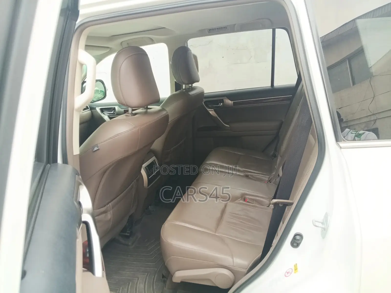 Lexus GX 2012 White