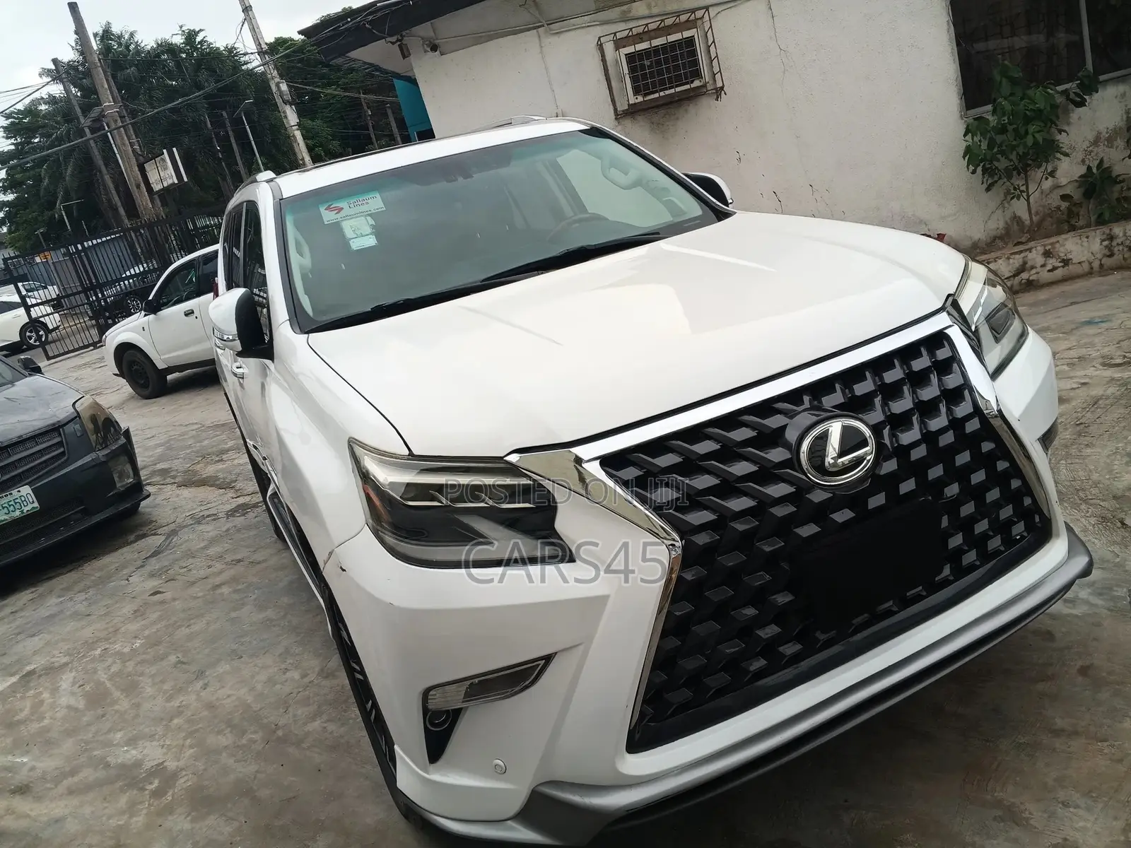 Lexus GX 2012 White